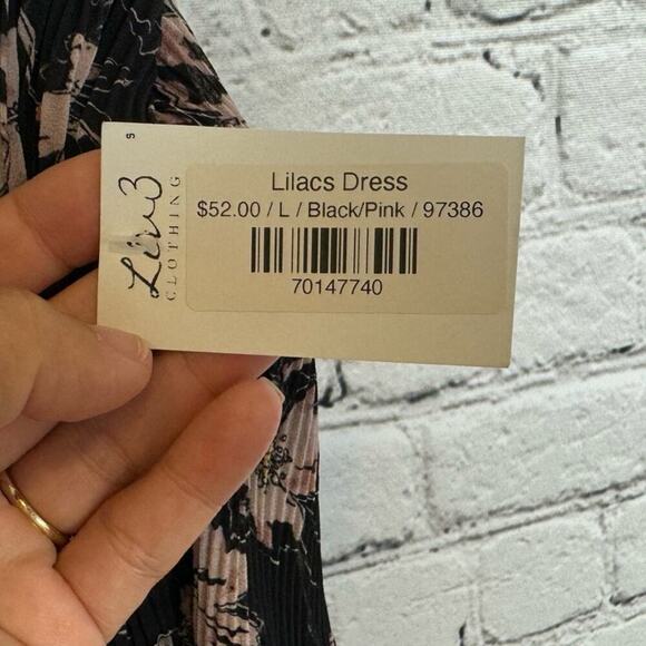 Skies are Blue Mini Dress Size Large floral black‎ and pink NWOT - Picture 9 of 12